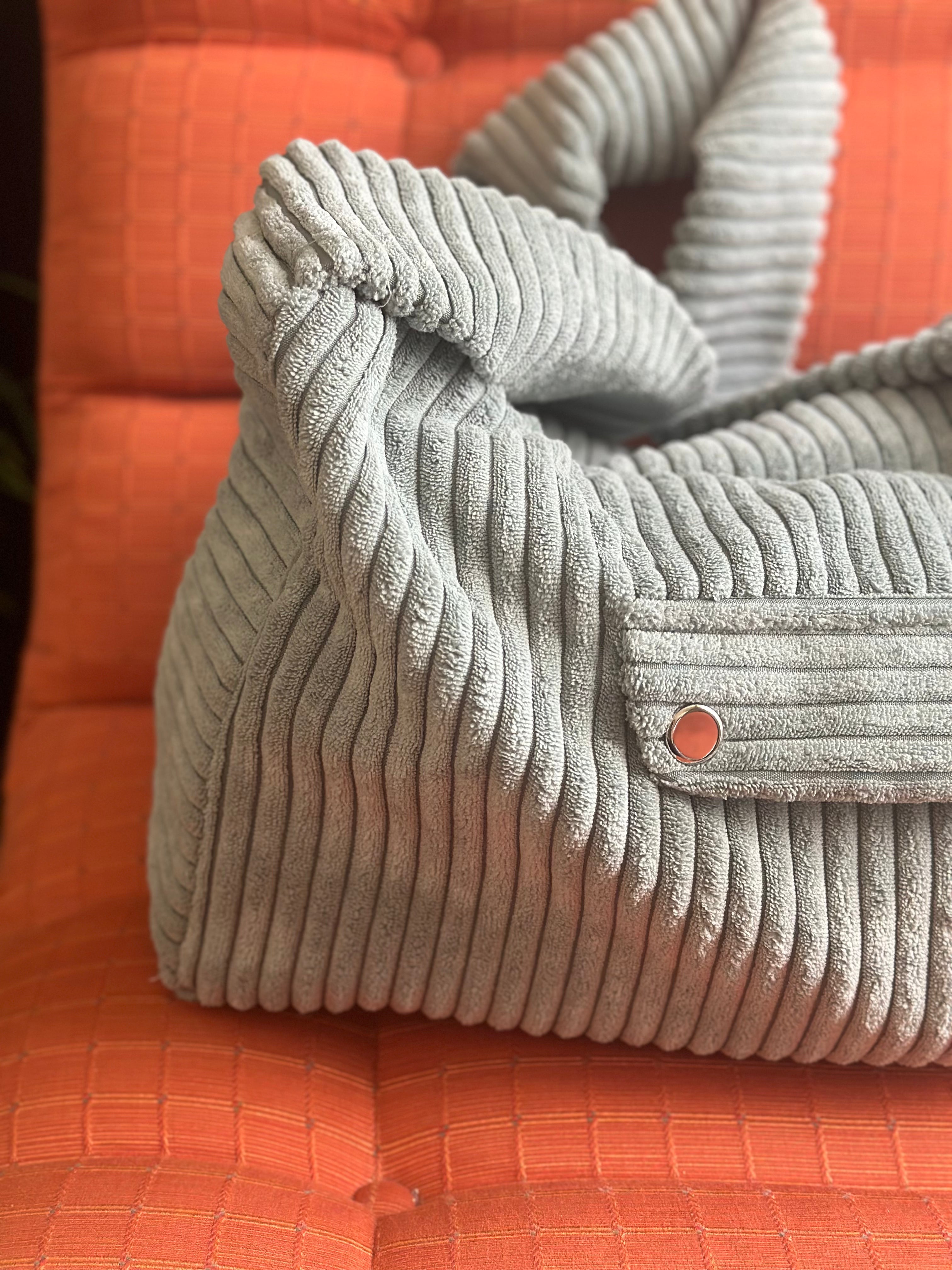 POLLY ECRU MESSENGER BAG