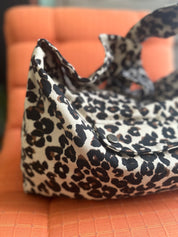 POLLY ECRU MESSENGER BAG