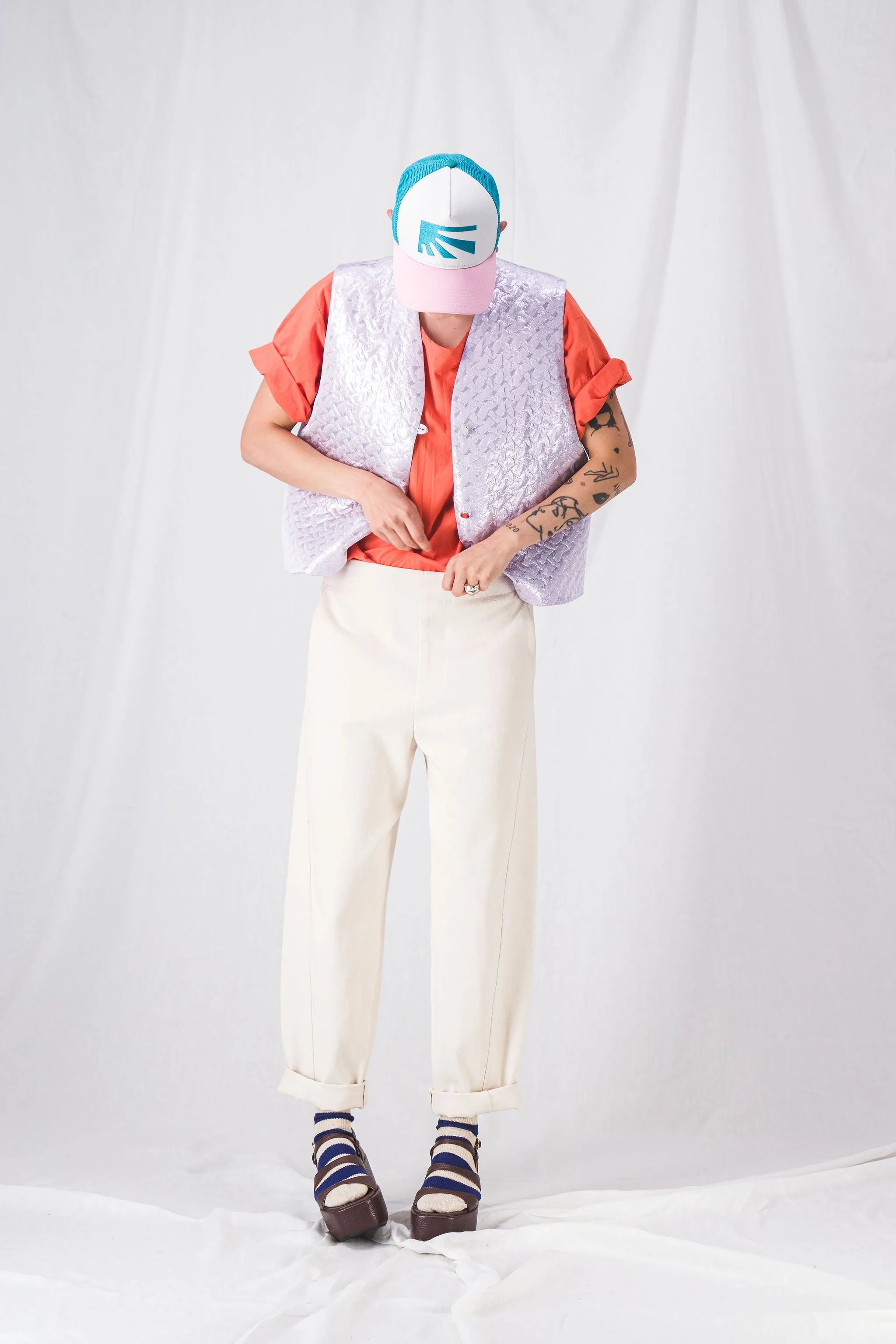 purple_lurex_sleeveless_vest_1