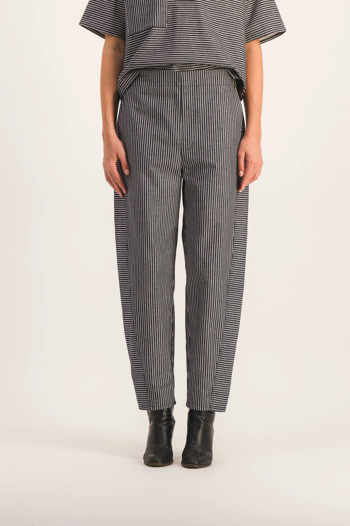 jean-elastique-raye-esteban-rayures