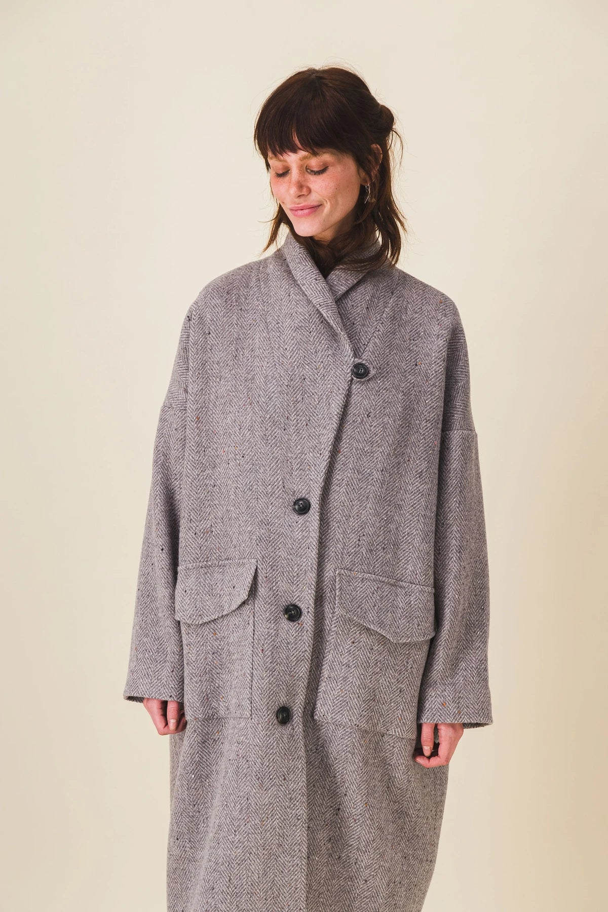 Manteau-femme-laine-gris-chine-milly_Ah25_5.webp