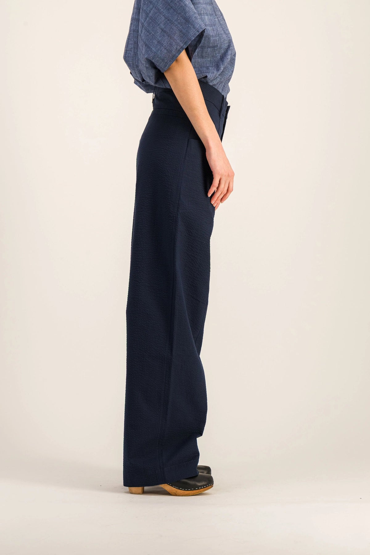 TONIO NAVY PANTS