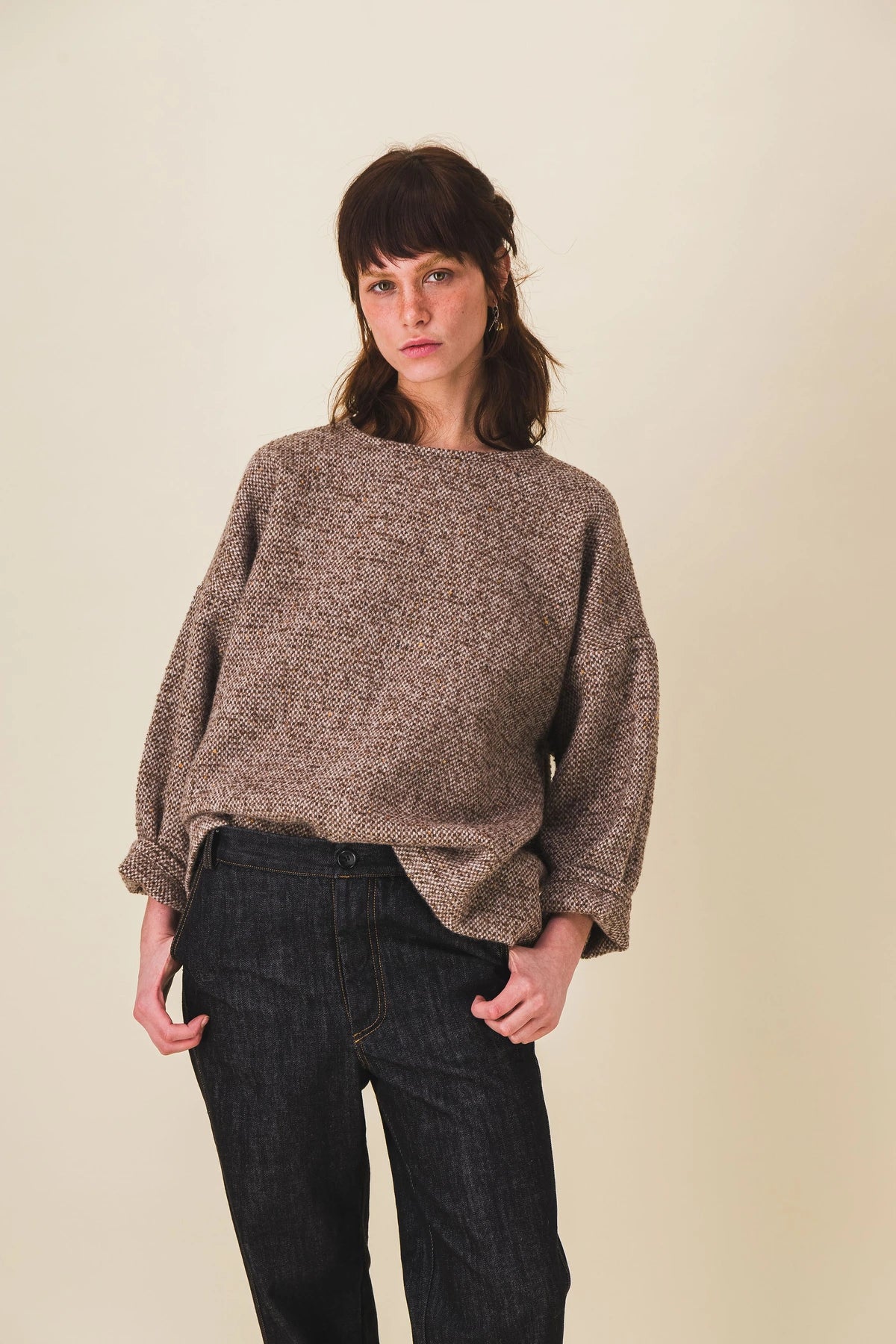 Pull-femme-laine-marron-olaf_Ah25_3.webp