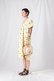 loose_and_long_yellow_dress__pe25