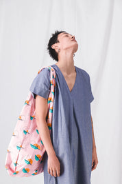 women's pink fishing tote bag__pe25