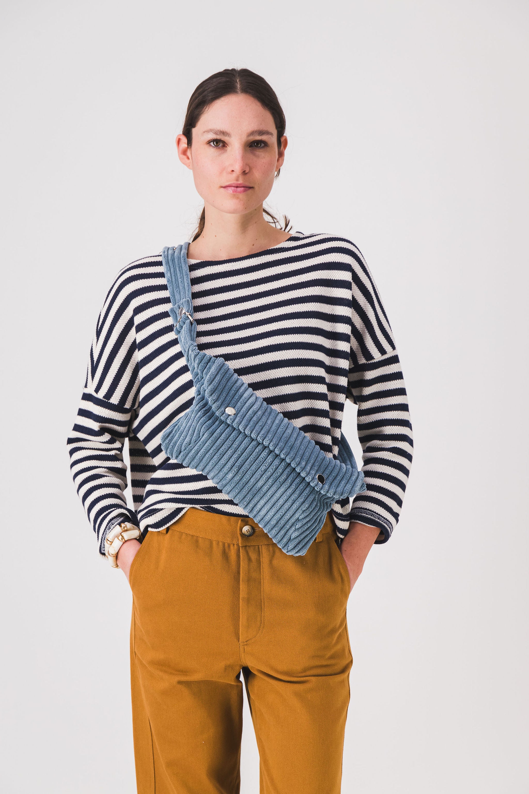 JULIE V FANNY PACK