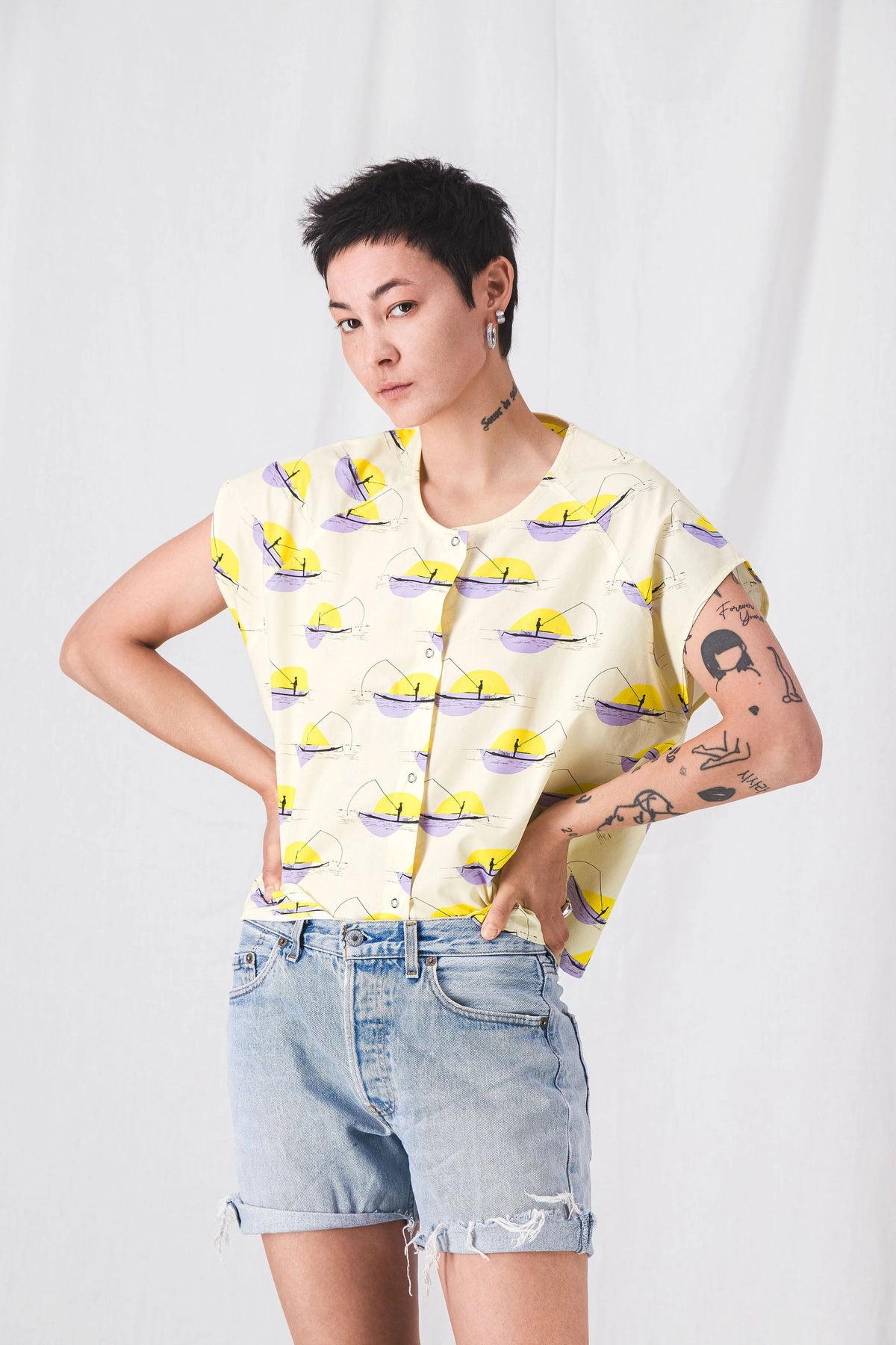 top_printed_women_yellow__pe25