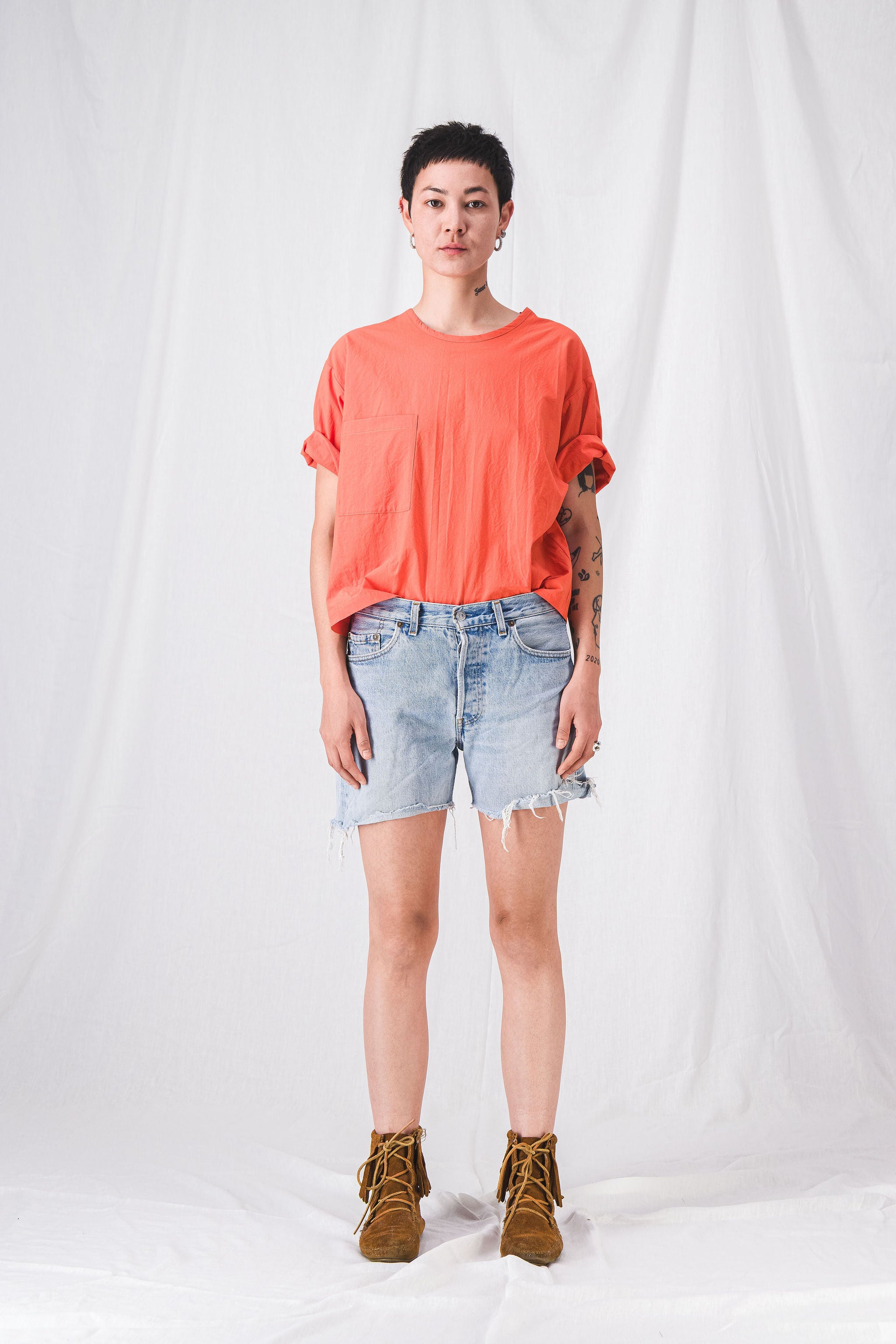 top_orange_woman_white__pe25
