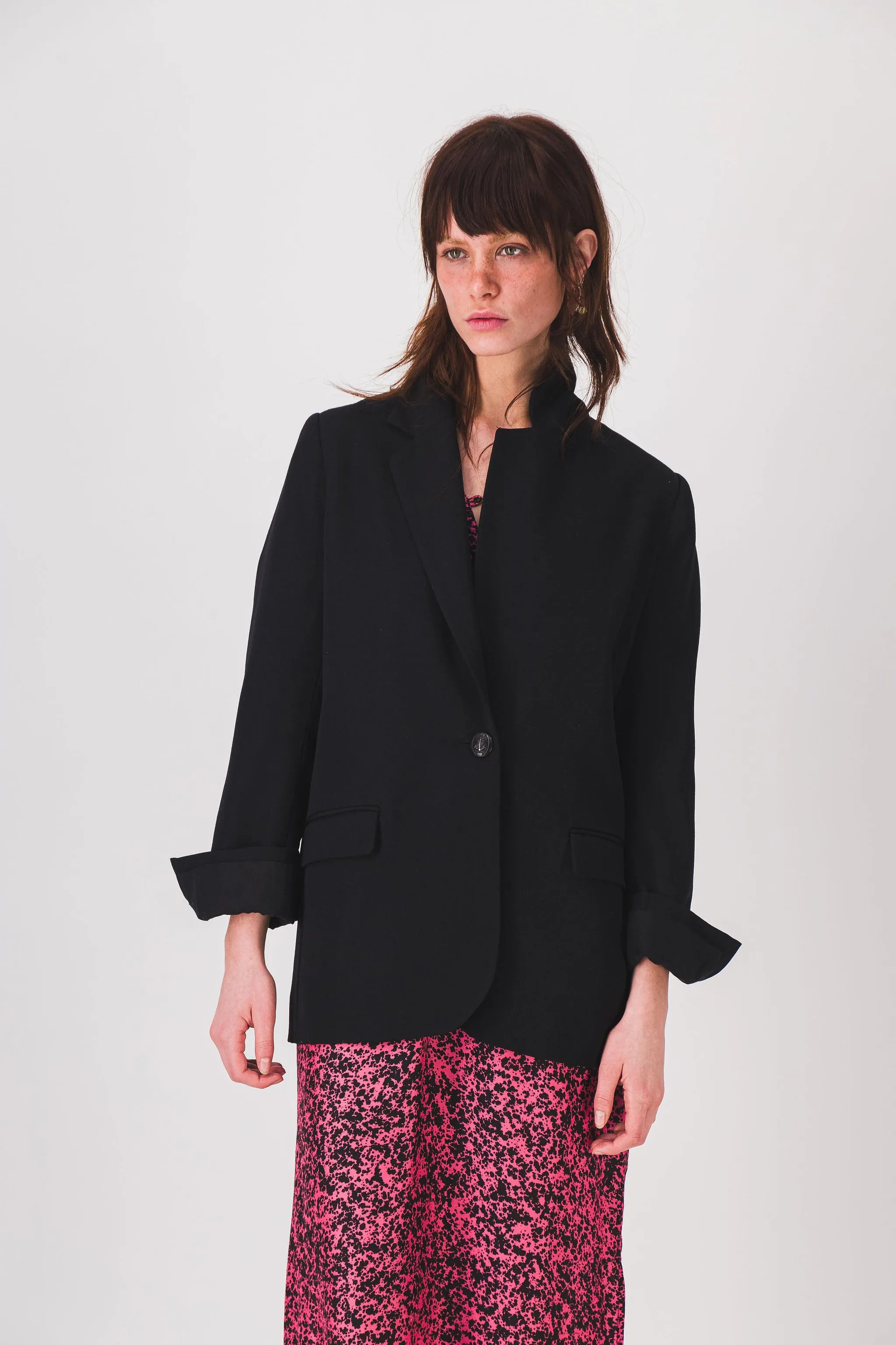 blazer_femme_noir_blazer_lois_pe25