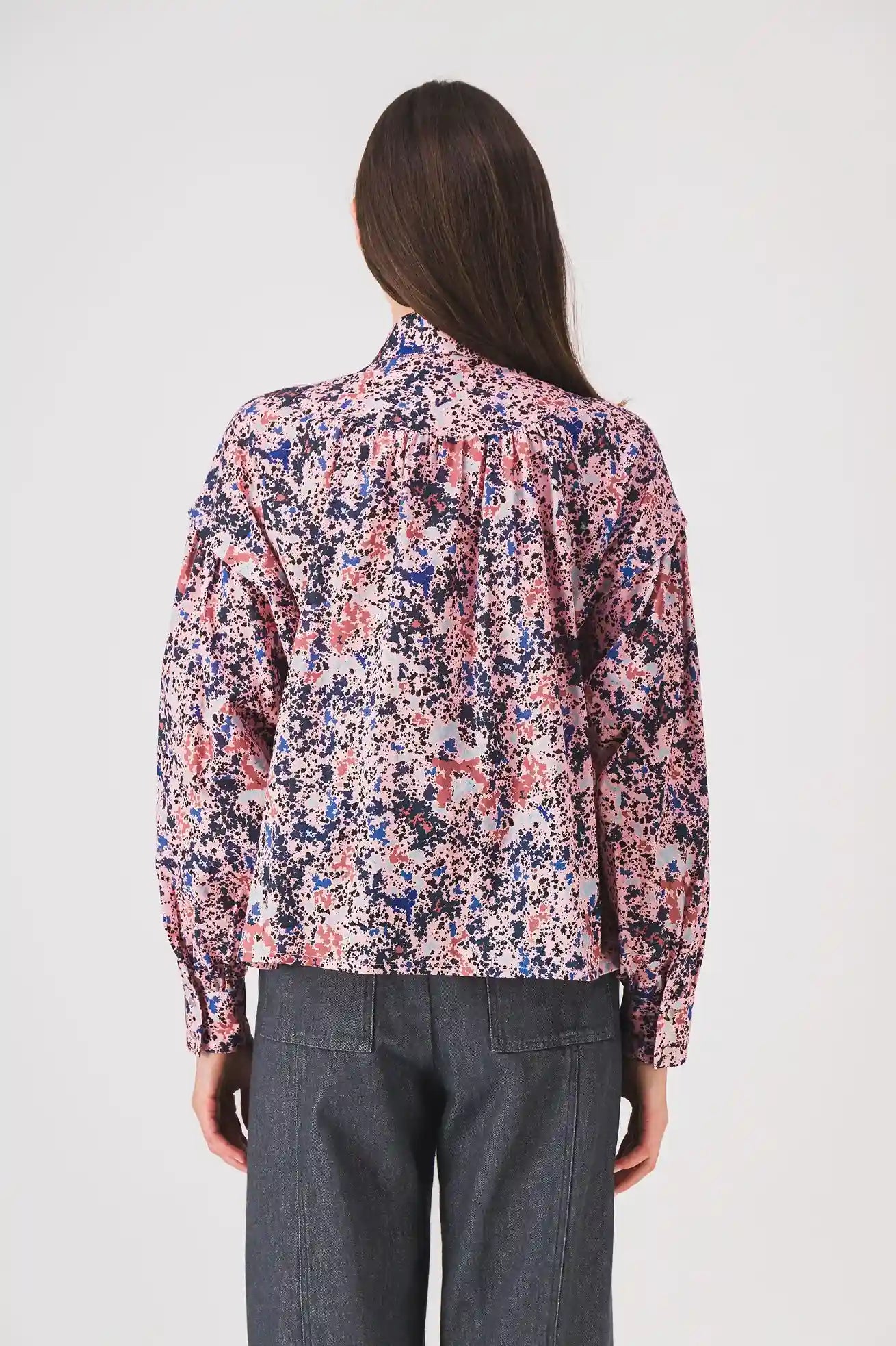 shirt_woman_printed_pink_blouse_magou_pe25
