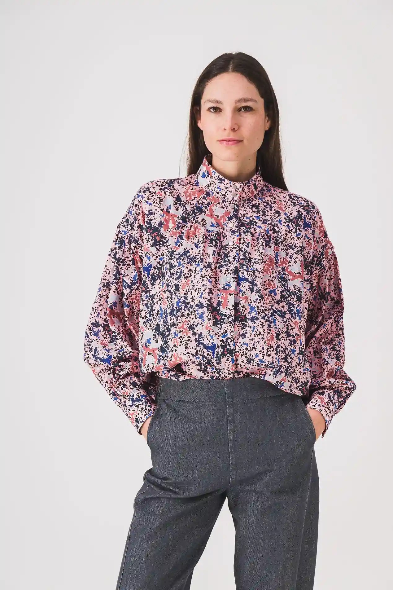 shirt_woman_printed_pink_blouse_magou_pe25