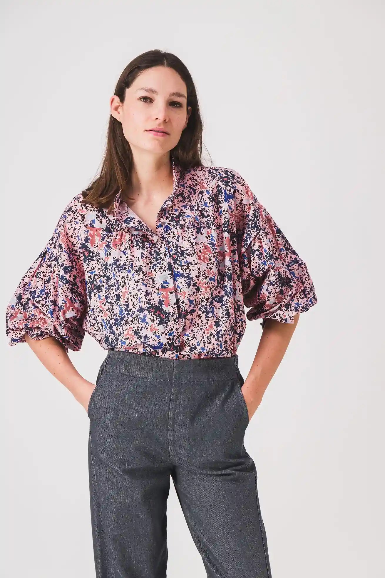 shirt_woman_printed_pink_blouse_magou_pe25