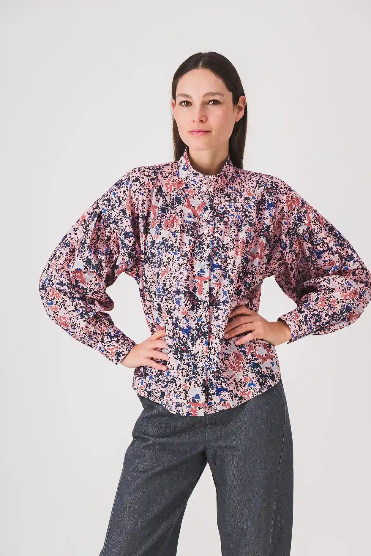 shirt_woman_printed_pink_blouse_magou_pe25
