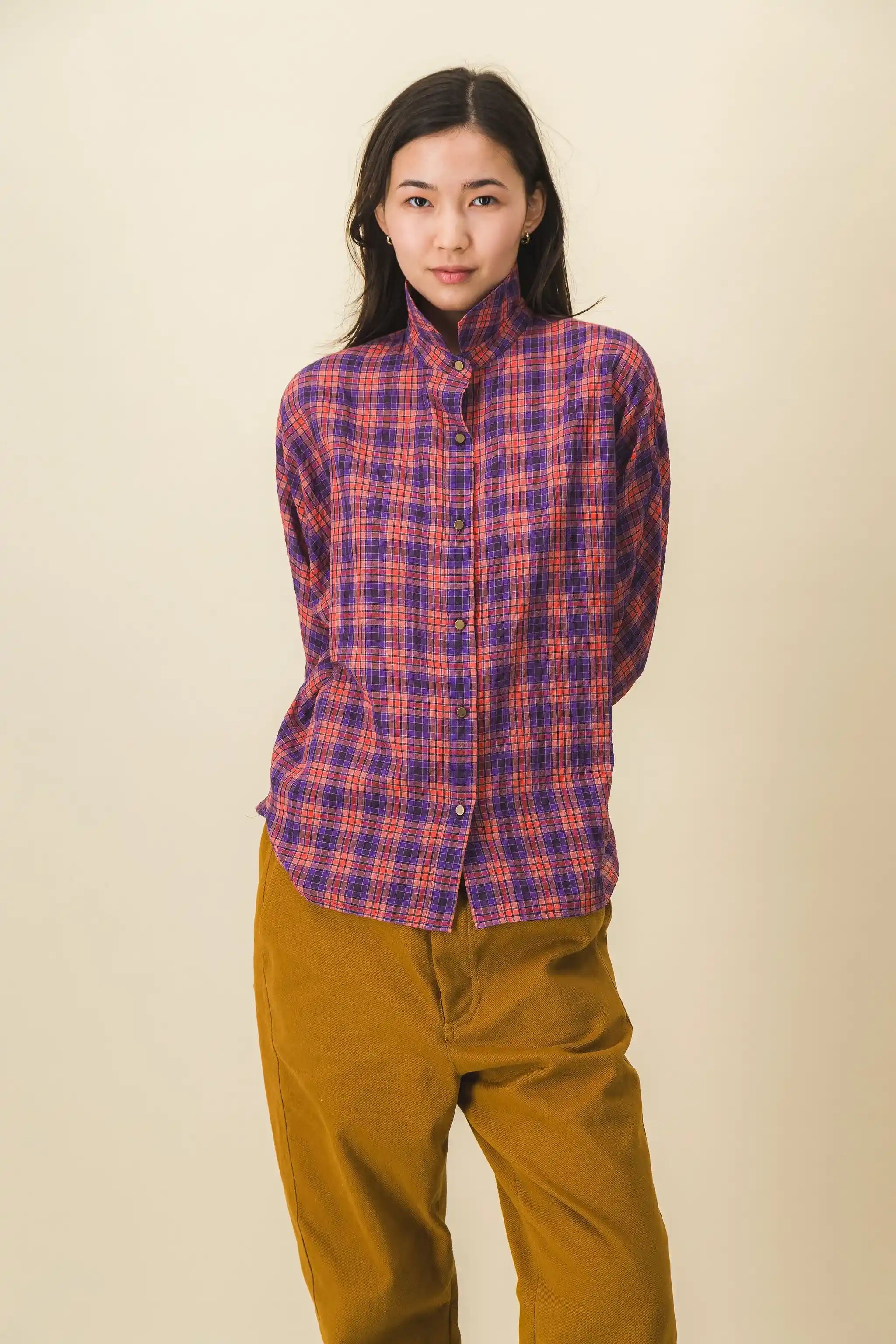 women's red and blue checkered shirt