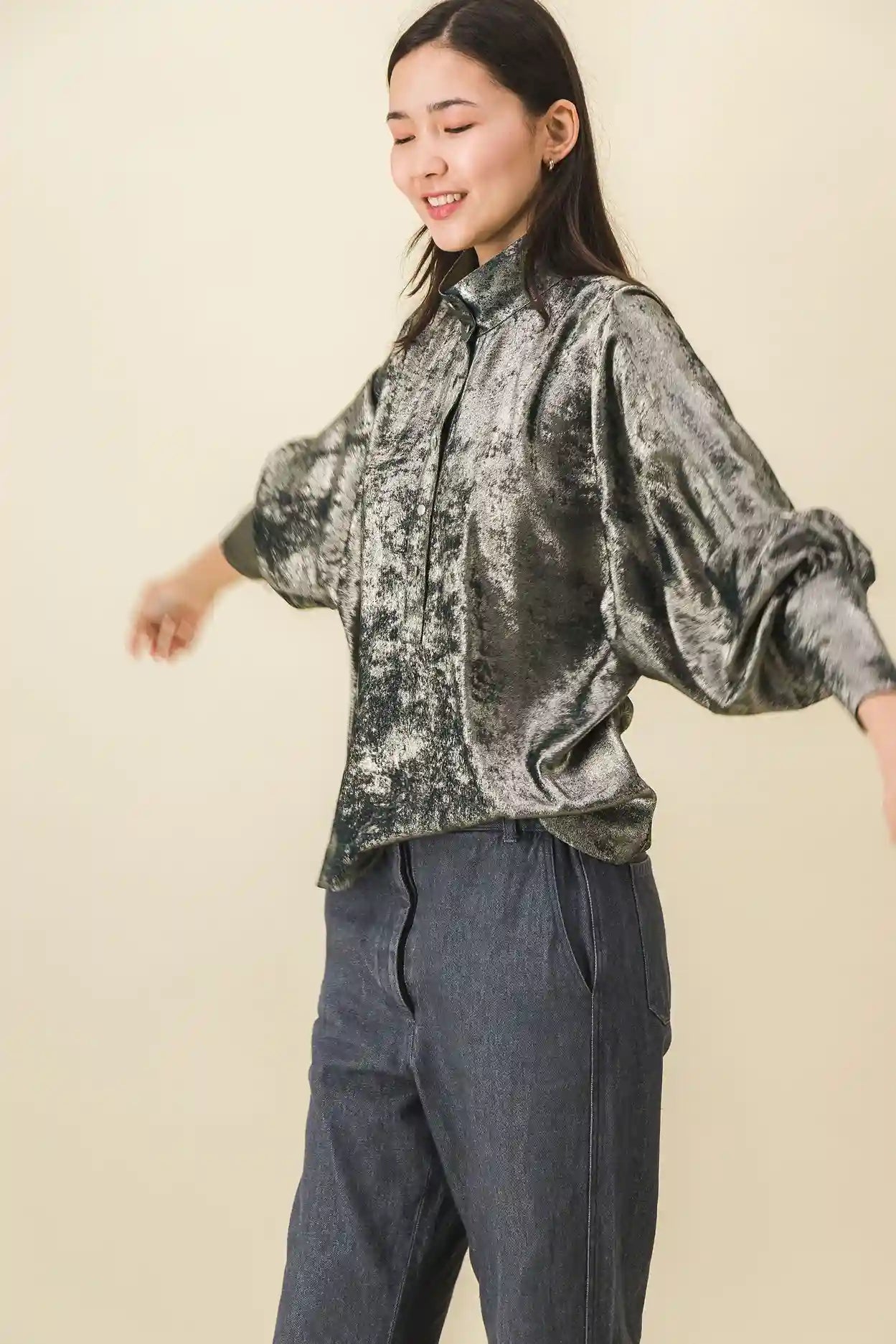 women's green and gray velvet shirt