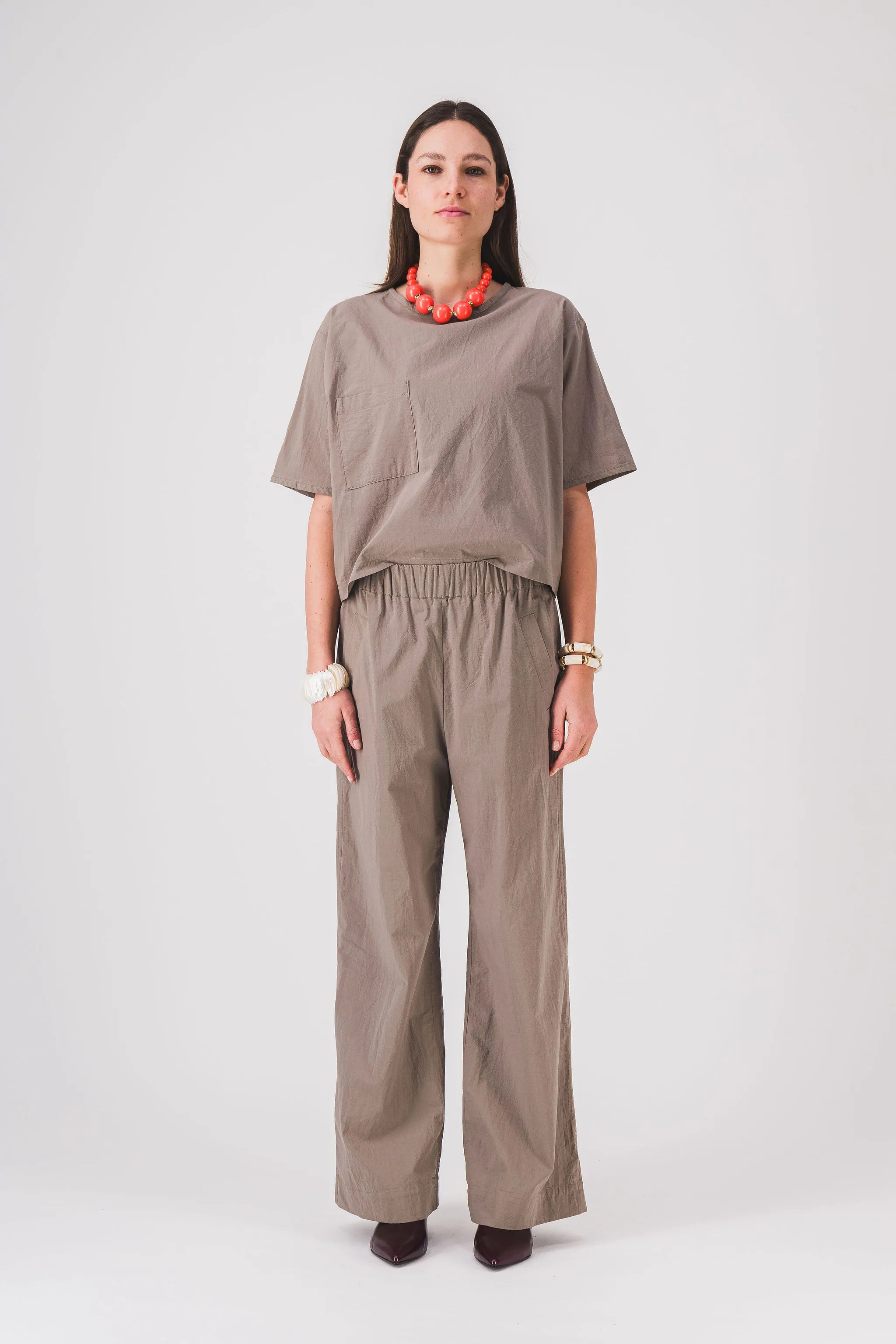 loose_woman_pants_khaki_finn_pantalon_pe25