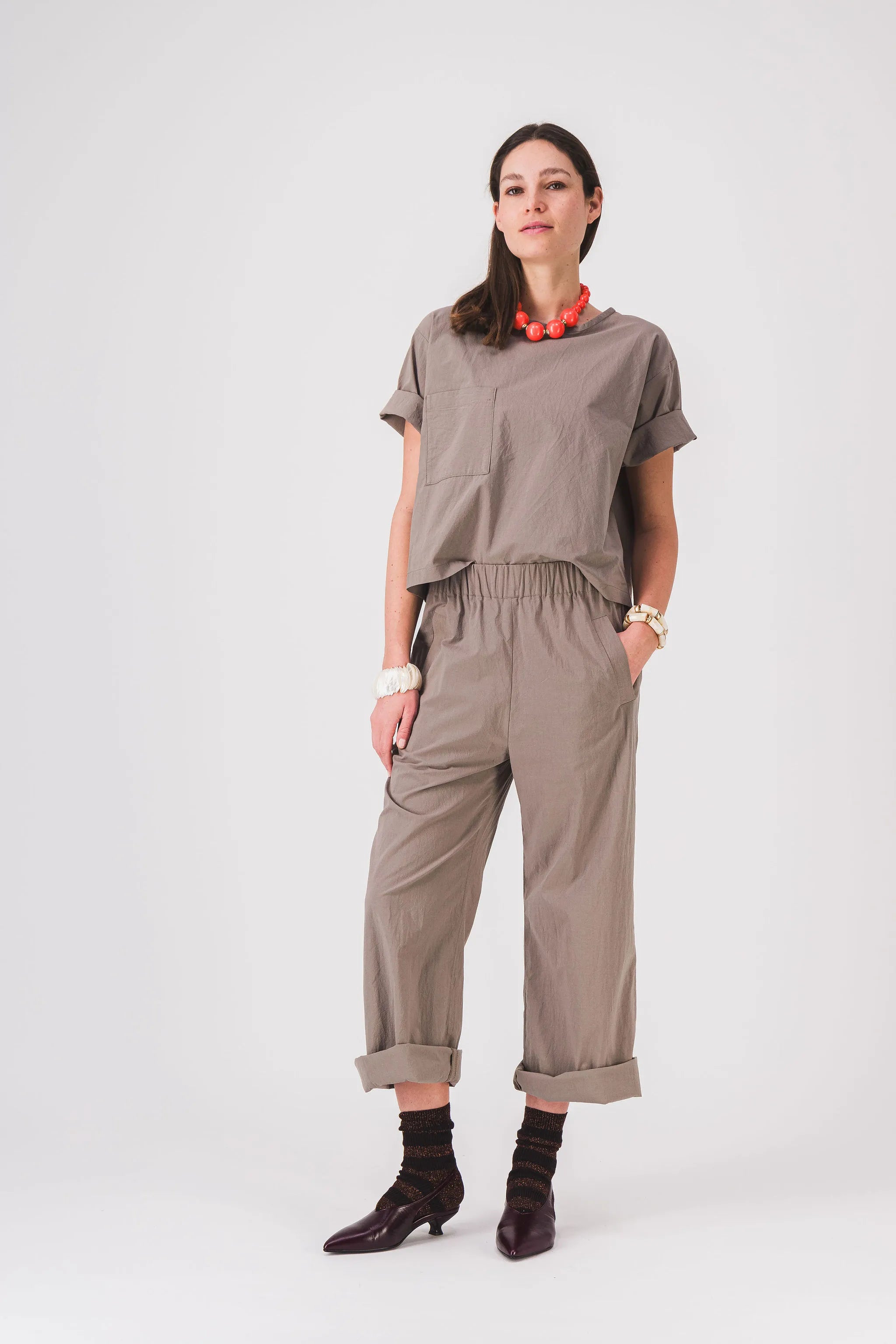 loose_woman_pants_khaki_finn_pantalon_pe25