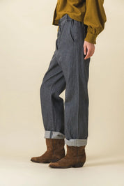 women's wide-legged gray denim pants