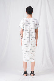 loose_and_long_white_dress__pe25