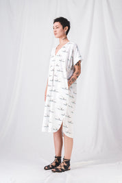 loose_and_long_white_dress__pe25