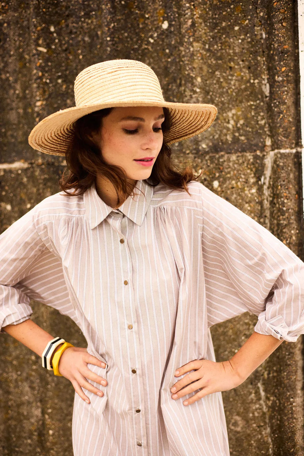 robe_chemise_longue_rayures_robe_sandy_beige_pe25LB_3.webp