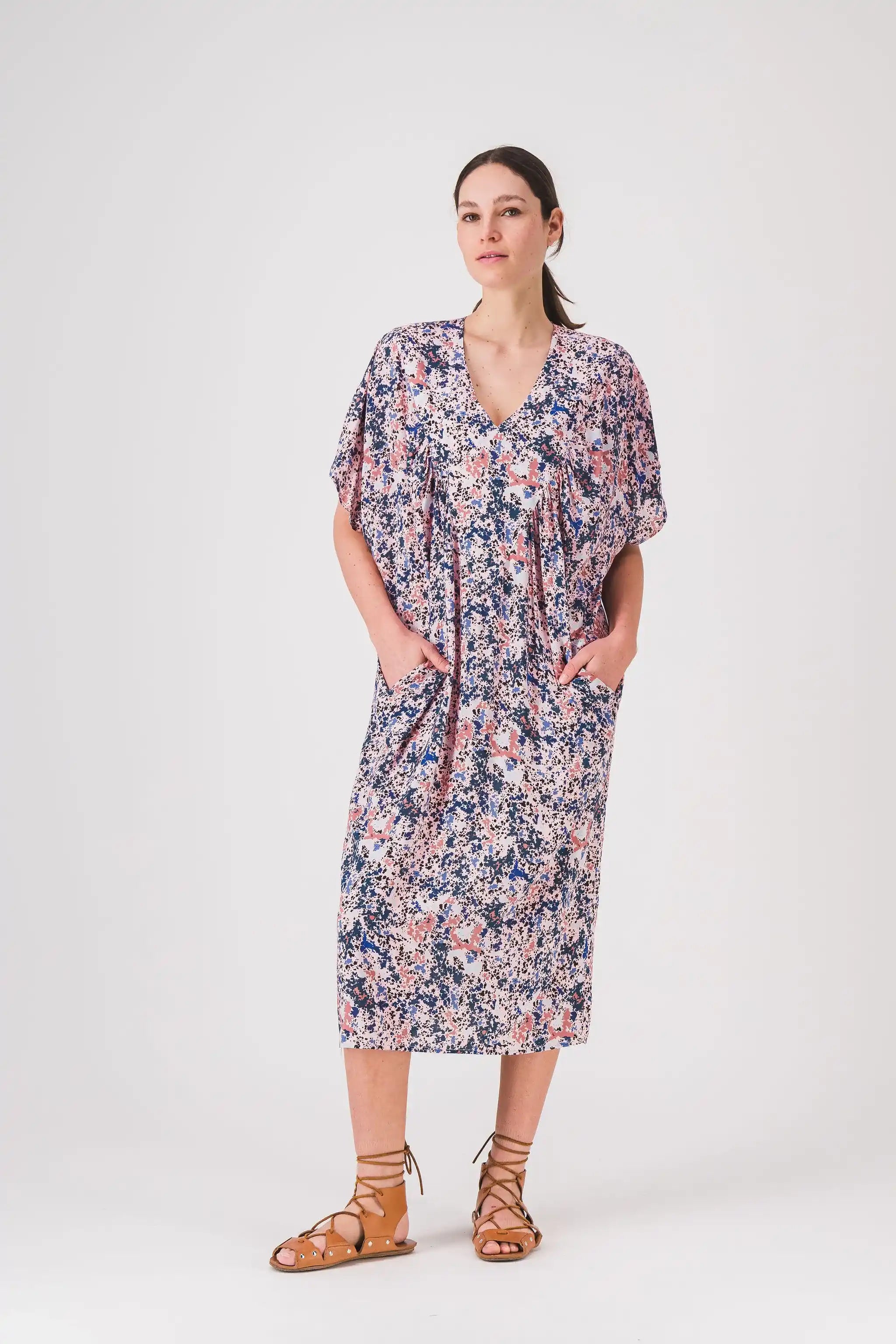 long_v_neck_printed_dress_bertha_pe25