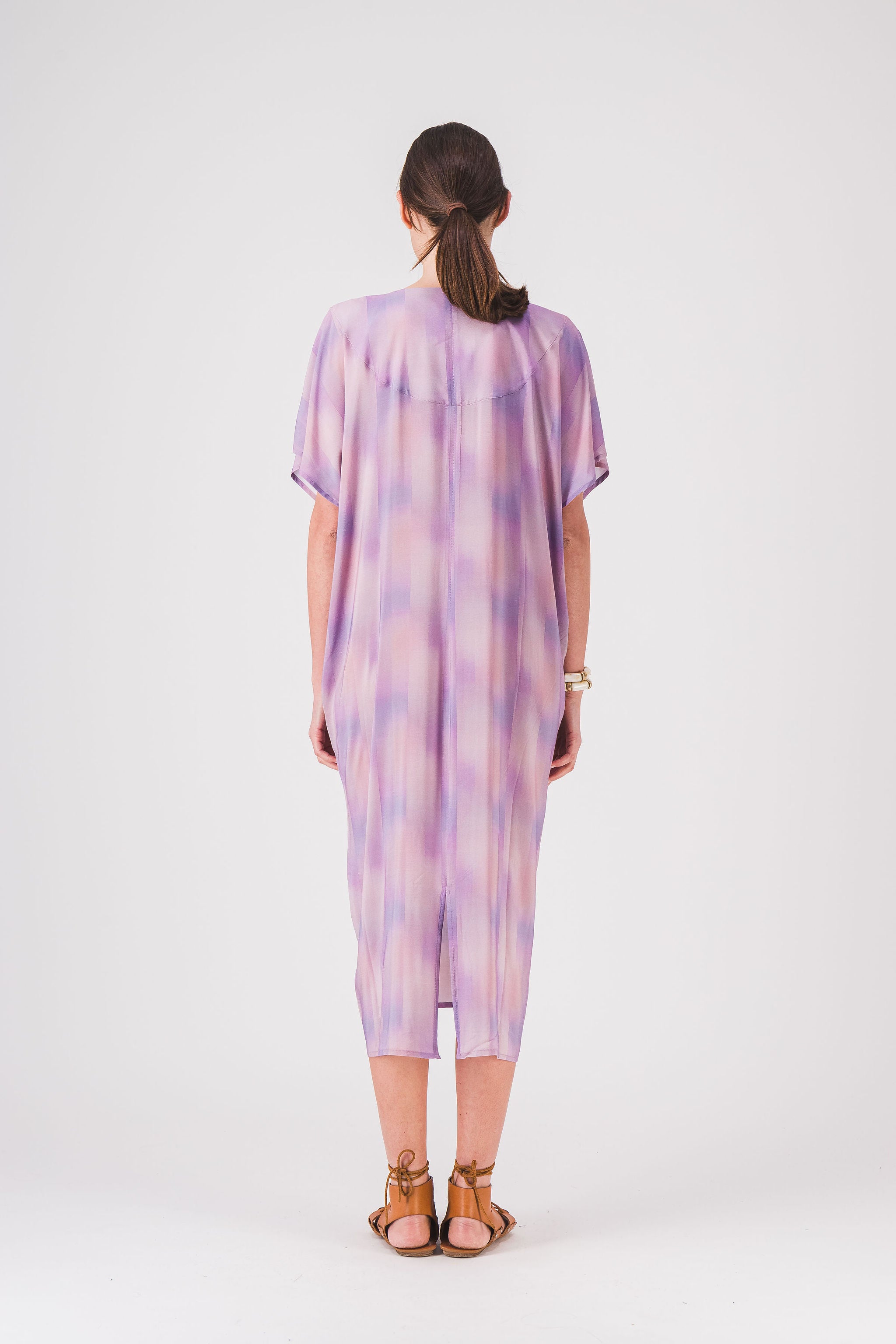 long_dress_v-neck_print_dress_iria_pe25
