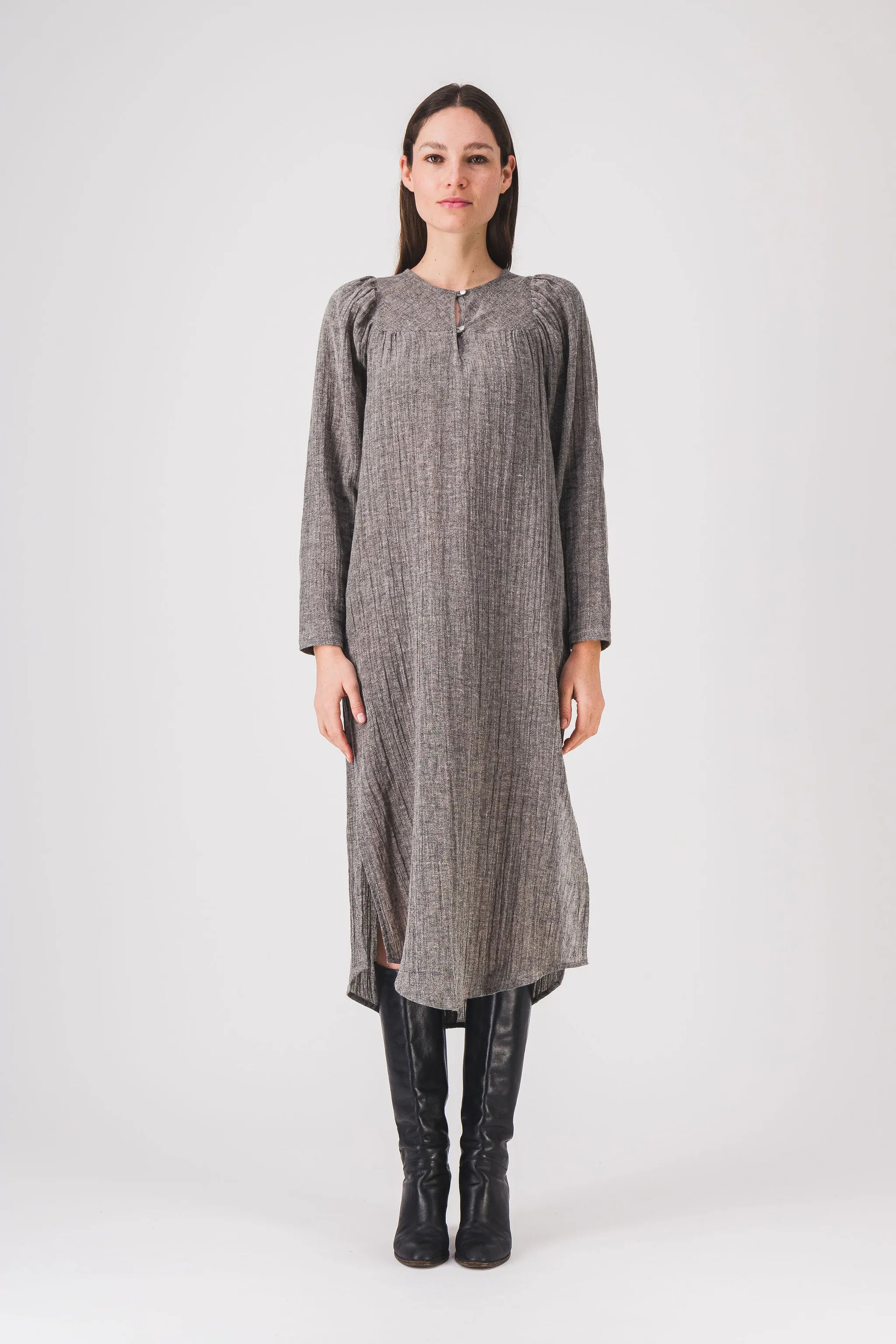 long_straight_grey_dress_vanity_dress_pe25