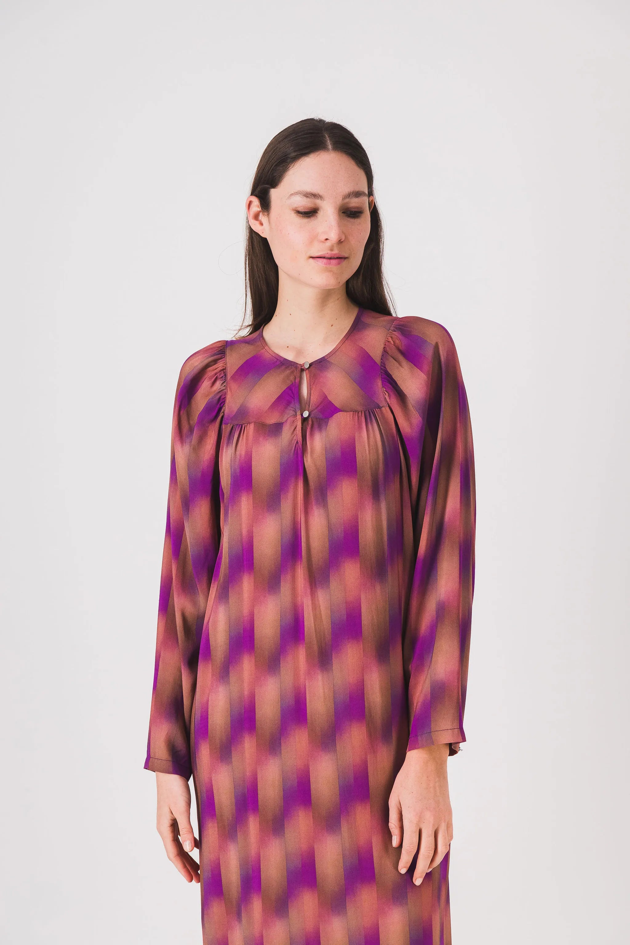 long_straight_printed_dress_lalou_pe25