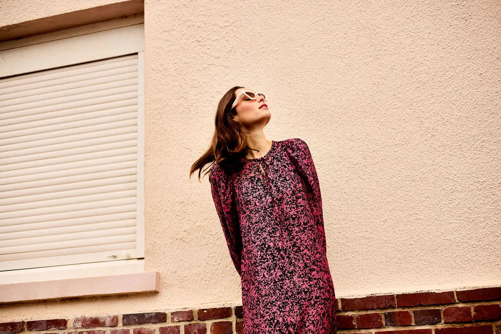 robe_longue_rouge_imprime_noir_robe_kiki_pe25LB7.webp