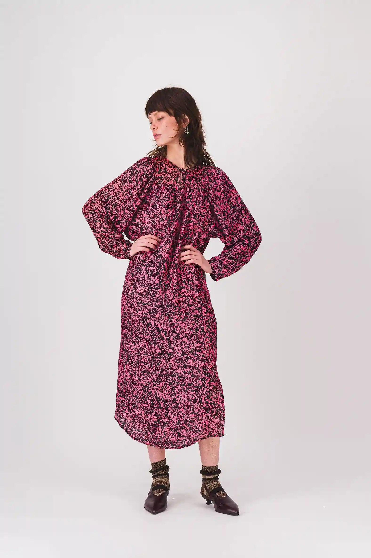 long_red_dress_black_print_kiki_dress_pe25