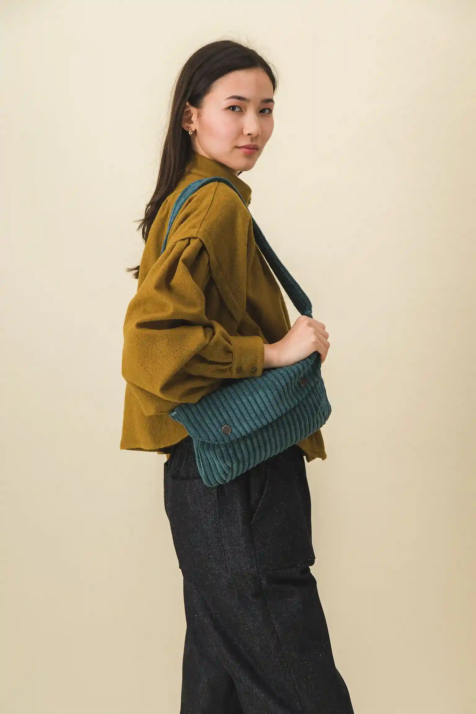 ANGELE V FANNY PACK