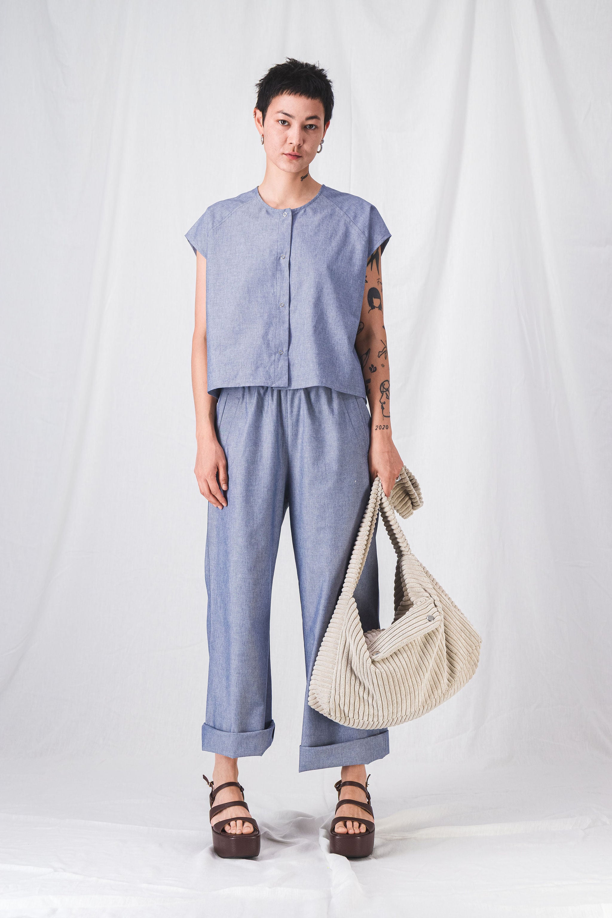 POLLY ECRU MESSENGER BAG