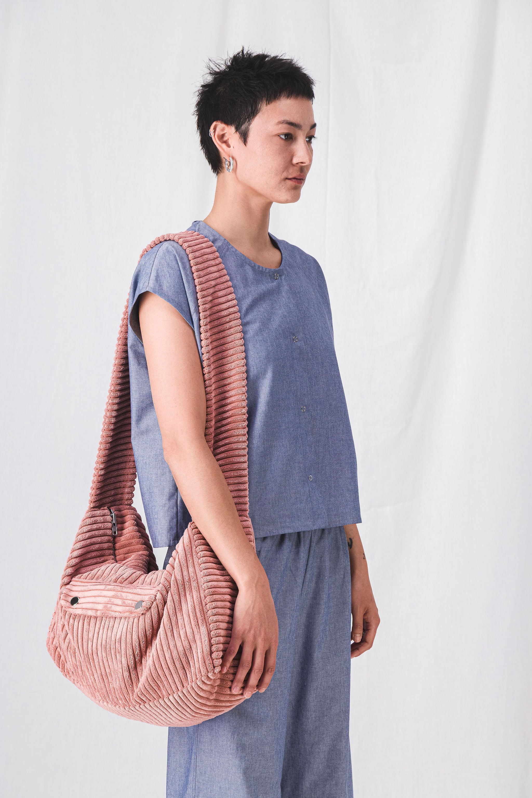 POLLY ECRU MESSENGER BAG