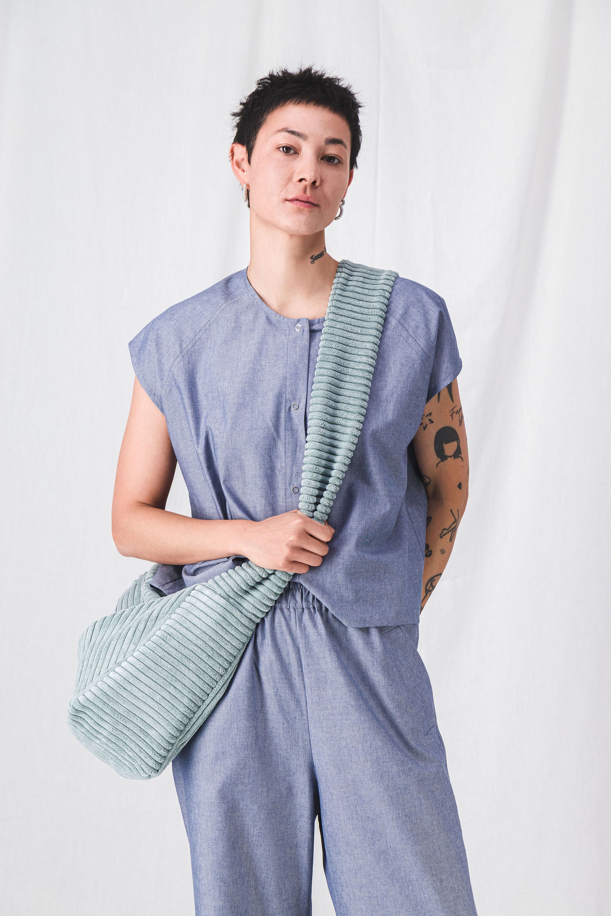POLLY ECRU MESSENGER BAG