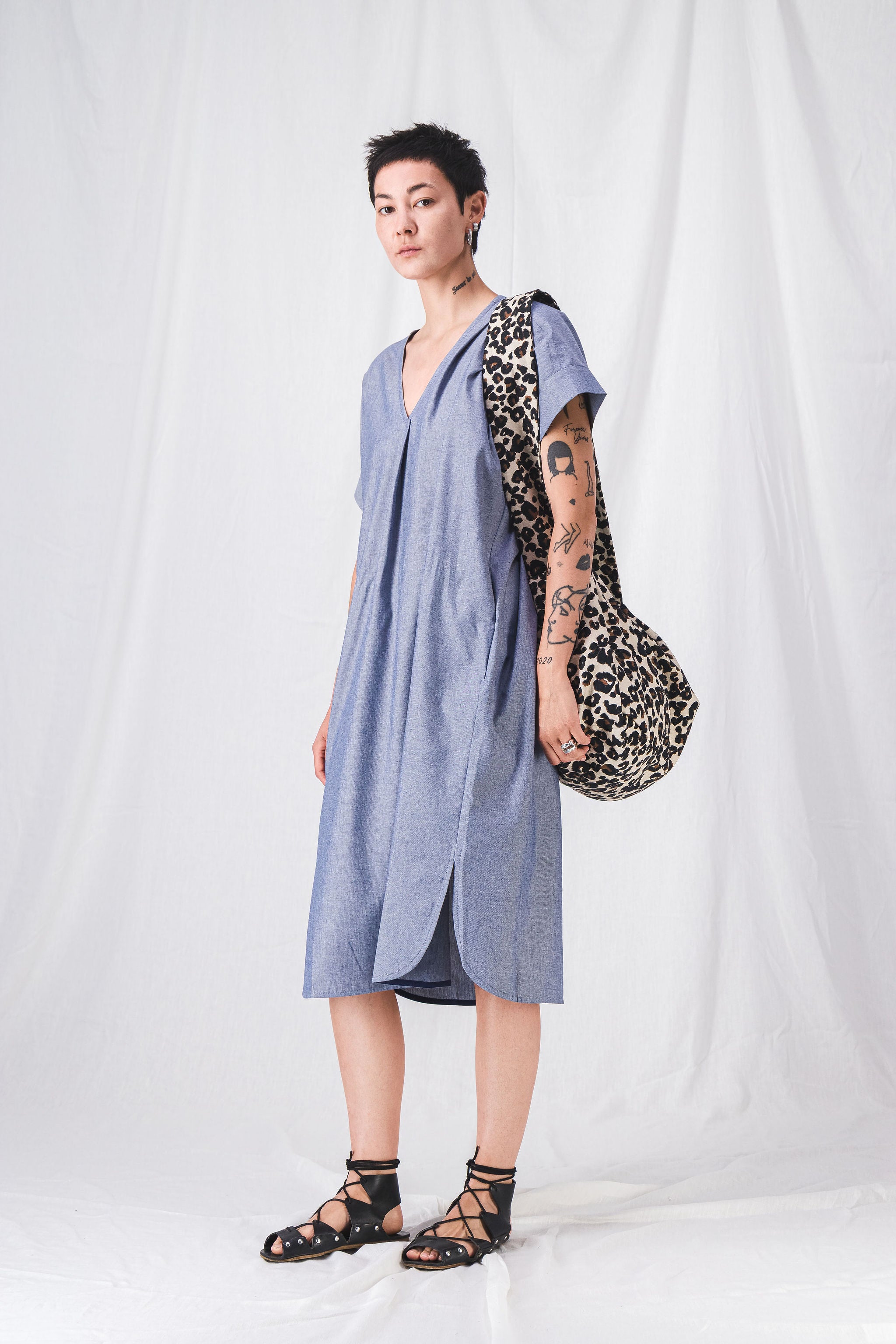 POLLY ECRU MESSENGER BAG