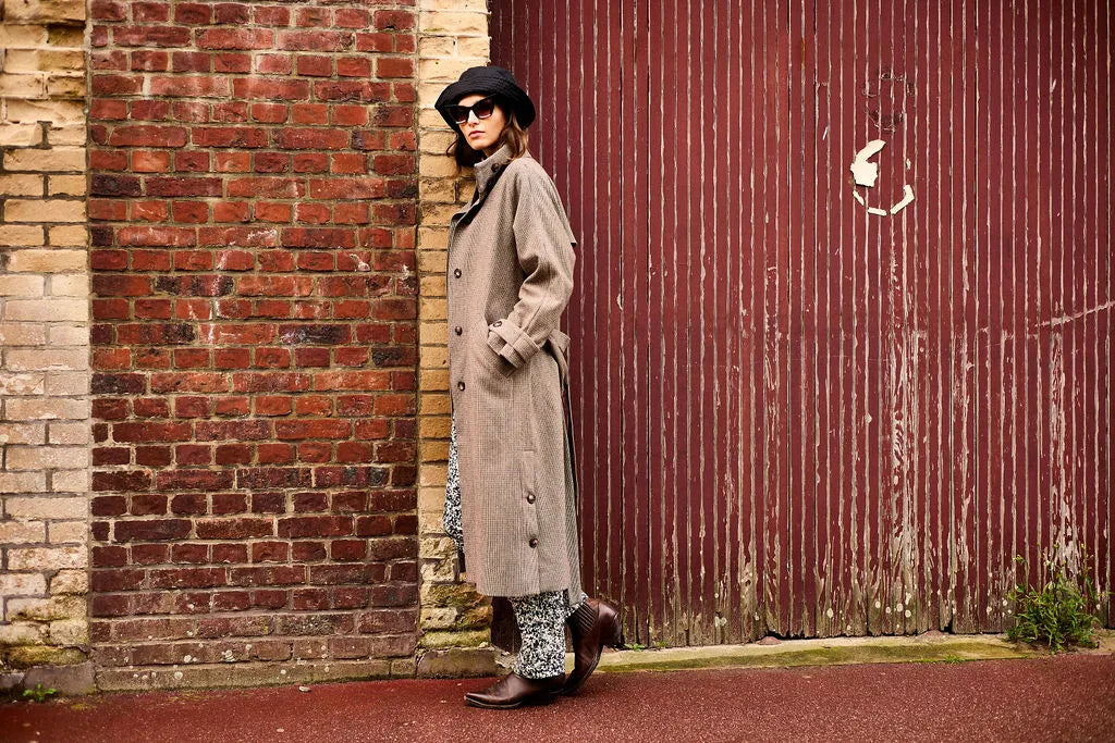 trench_femme_long_noir_marron_en_laine_trench_achille_pe25LB7.webp